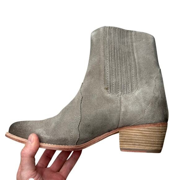 NEW Free People Frontier Western Distressed Cowboy Pointed Toe Ankle Boots - Picture 7 of 9